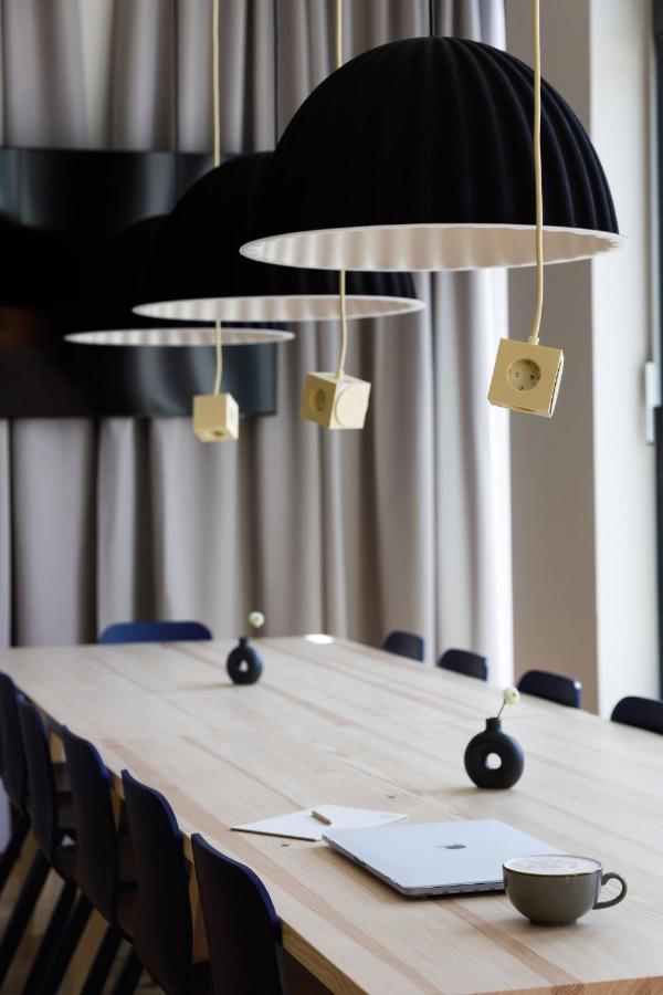 Lyvinn Hotel Frankfurt Francfort-sur-le-Main Extérieur photo