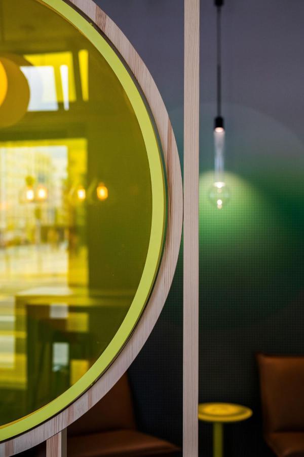 Lyvinn Hotel Frankfurt Francfort-sur-le-Main Extérieur photo