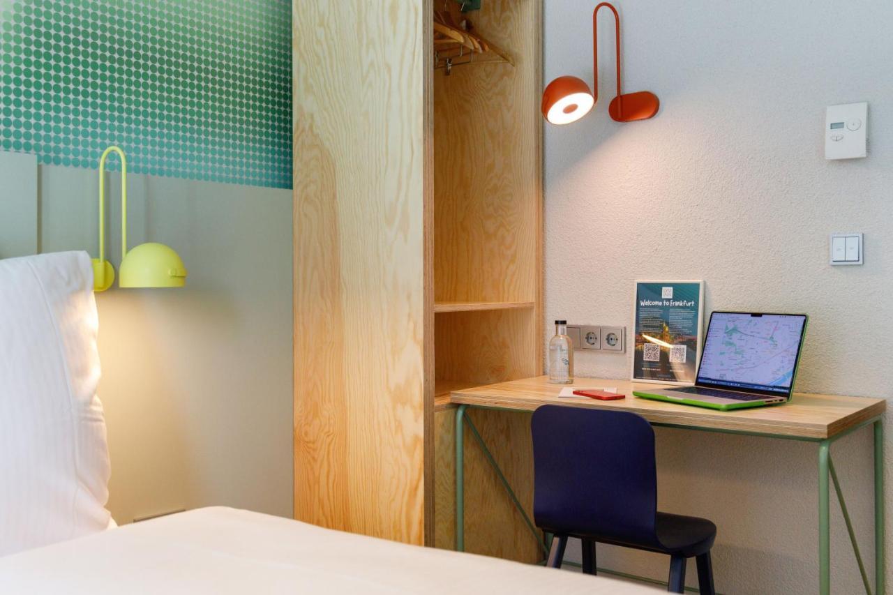Lyvinn Hotel Frankfurt Francfort-sur-le-Main Extérieur photo