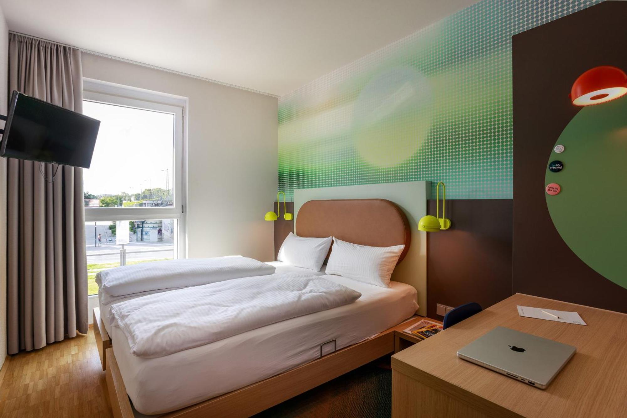 Lyvinn Hotel Frankfurt Francfort-sur-le-Main Extérieur photo