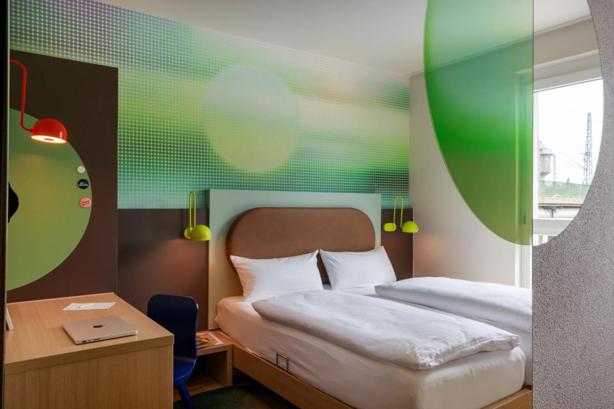 Lyvinn Hotel Frankfurt Francfort-sur-le-Main Extérieur photo