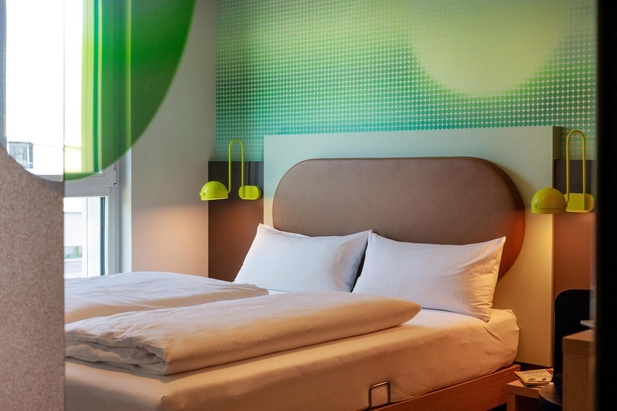 Lyvinn Hotel Frankfurt Francfort-sur-le-Main Extérieur photo
