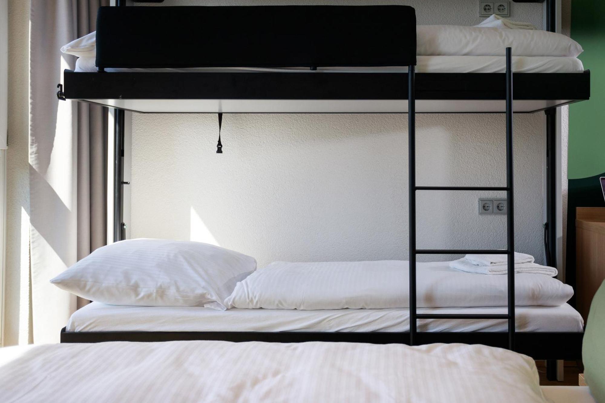 Lyvinn Hotel Frankfurt Francfort-sur-le-Main Extérieur photo